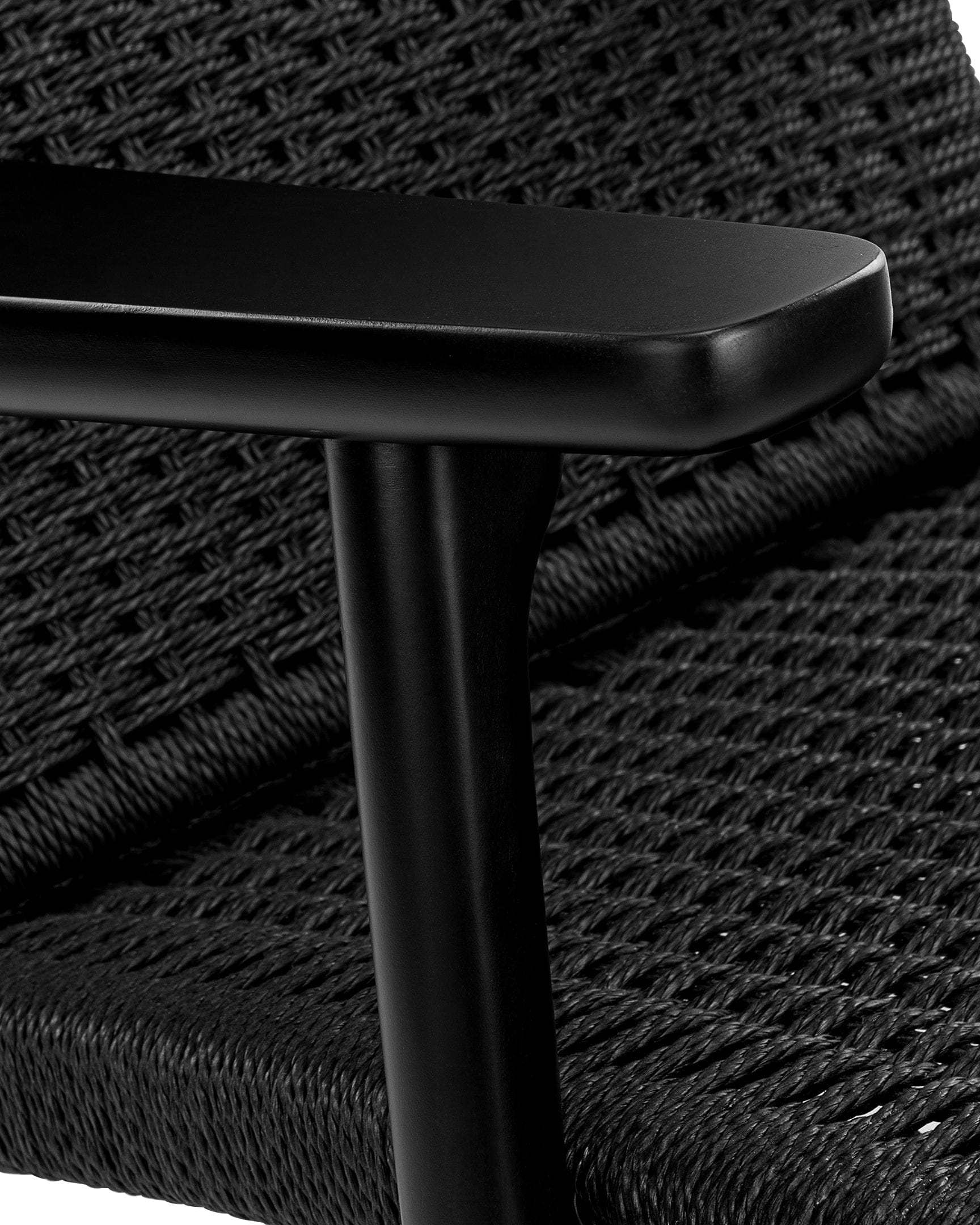 CH25 Easy Chair