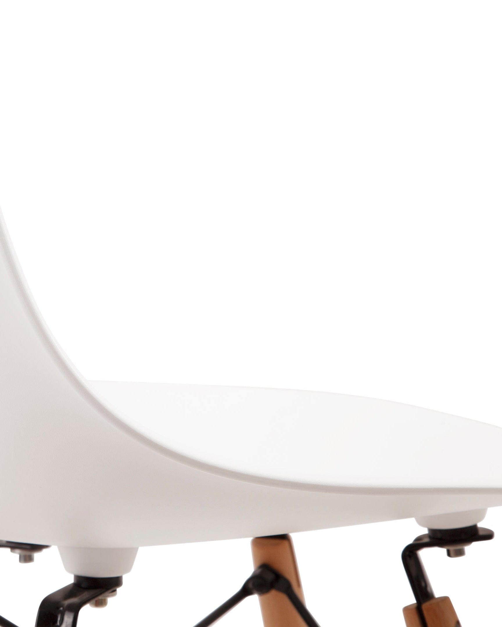 Flynn Molded Side Chair