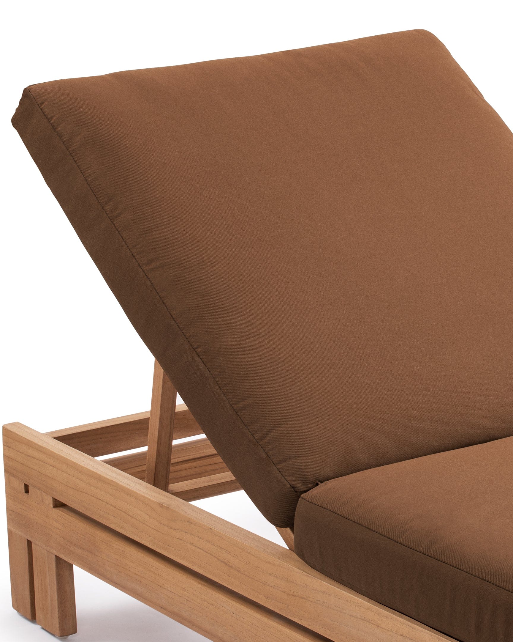 Lusso Outdoor Lounger | FINAL SALE
