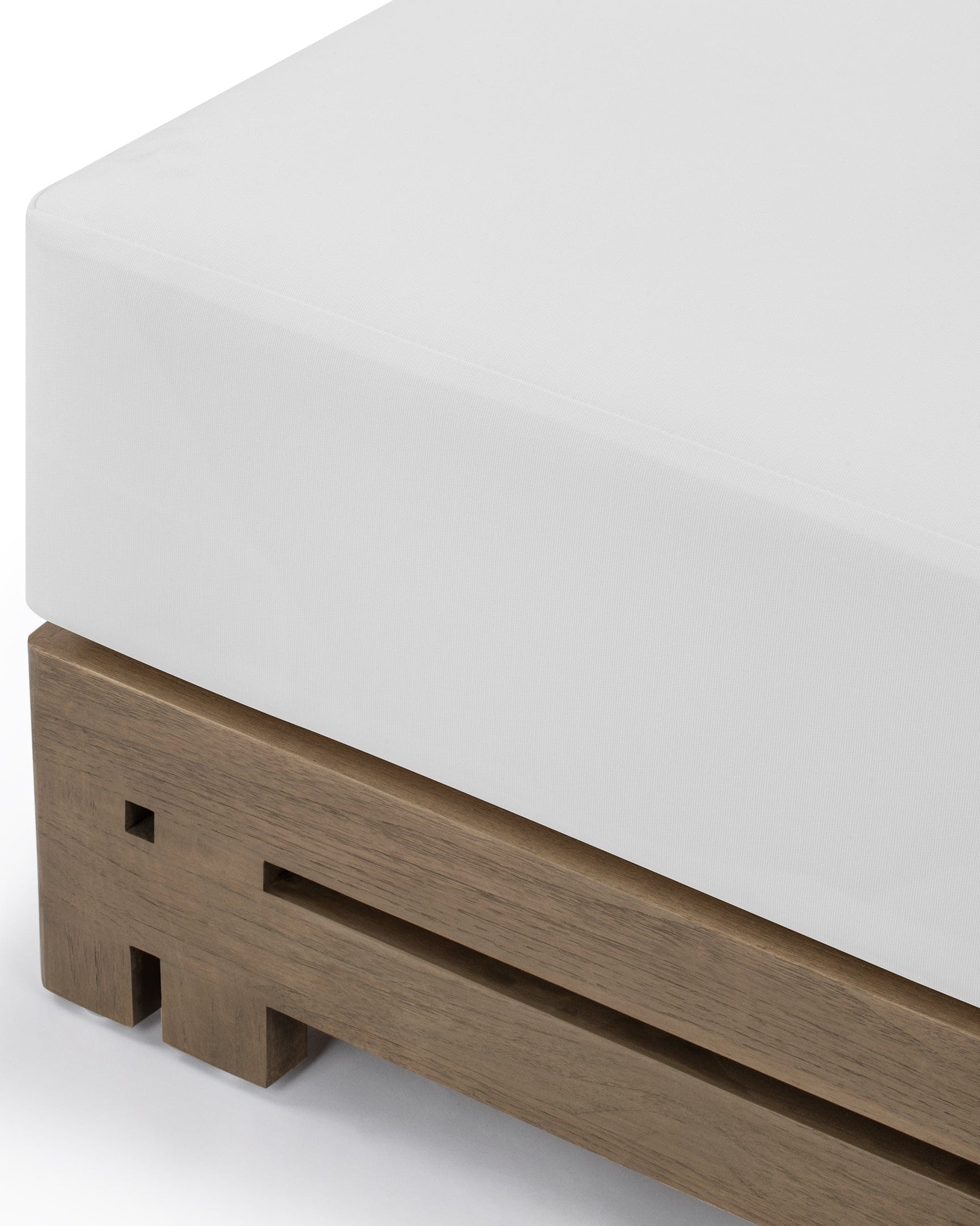Lusso Outdoor Ottoman | FINAL SALE