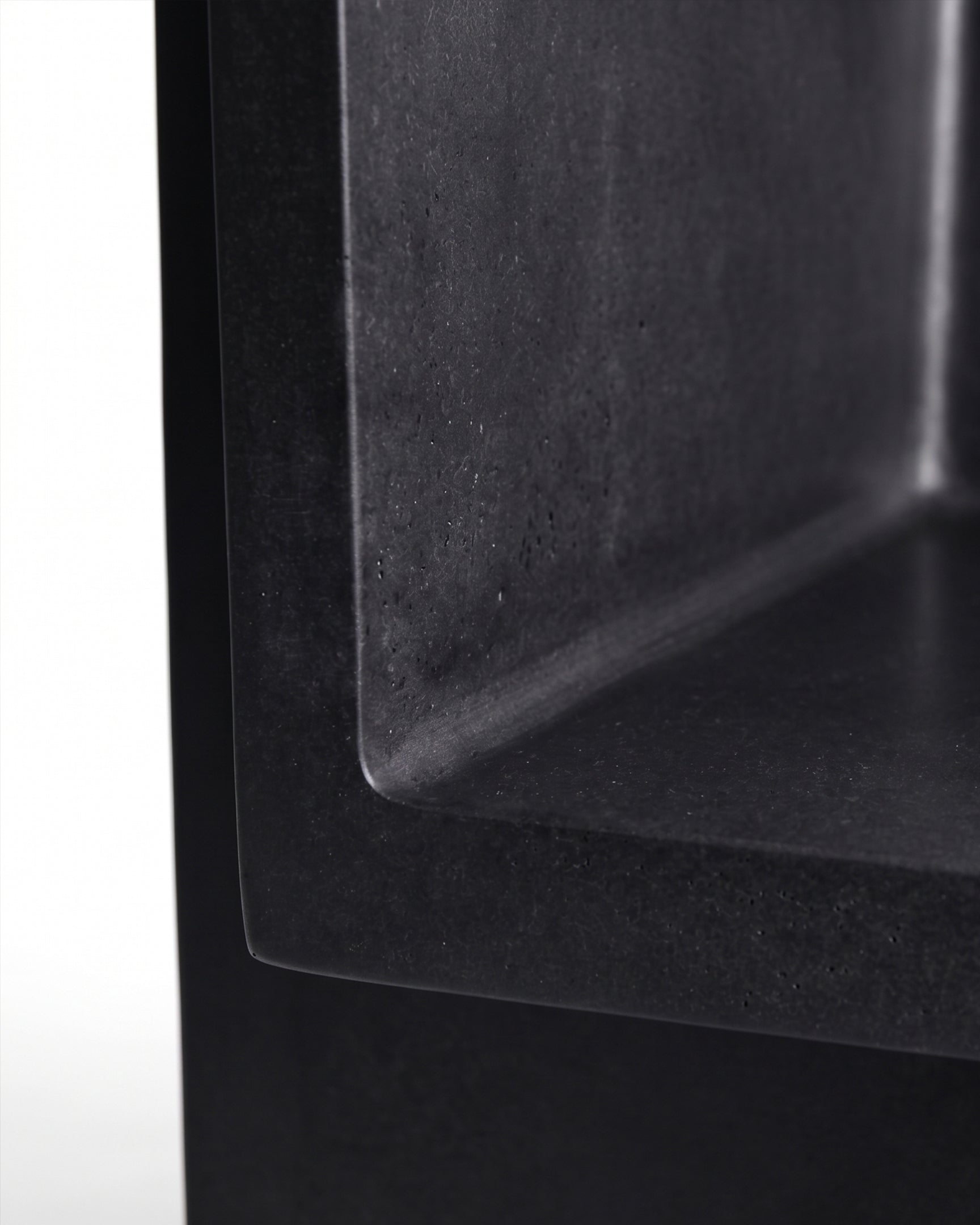 Julius Lounge Chair