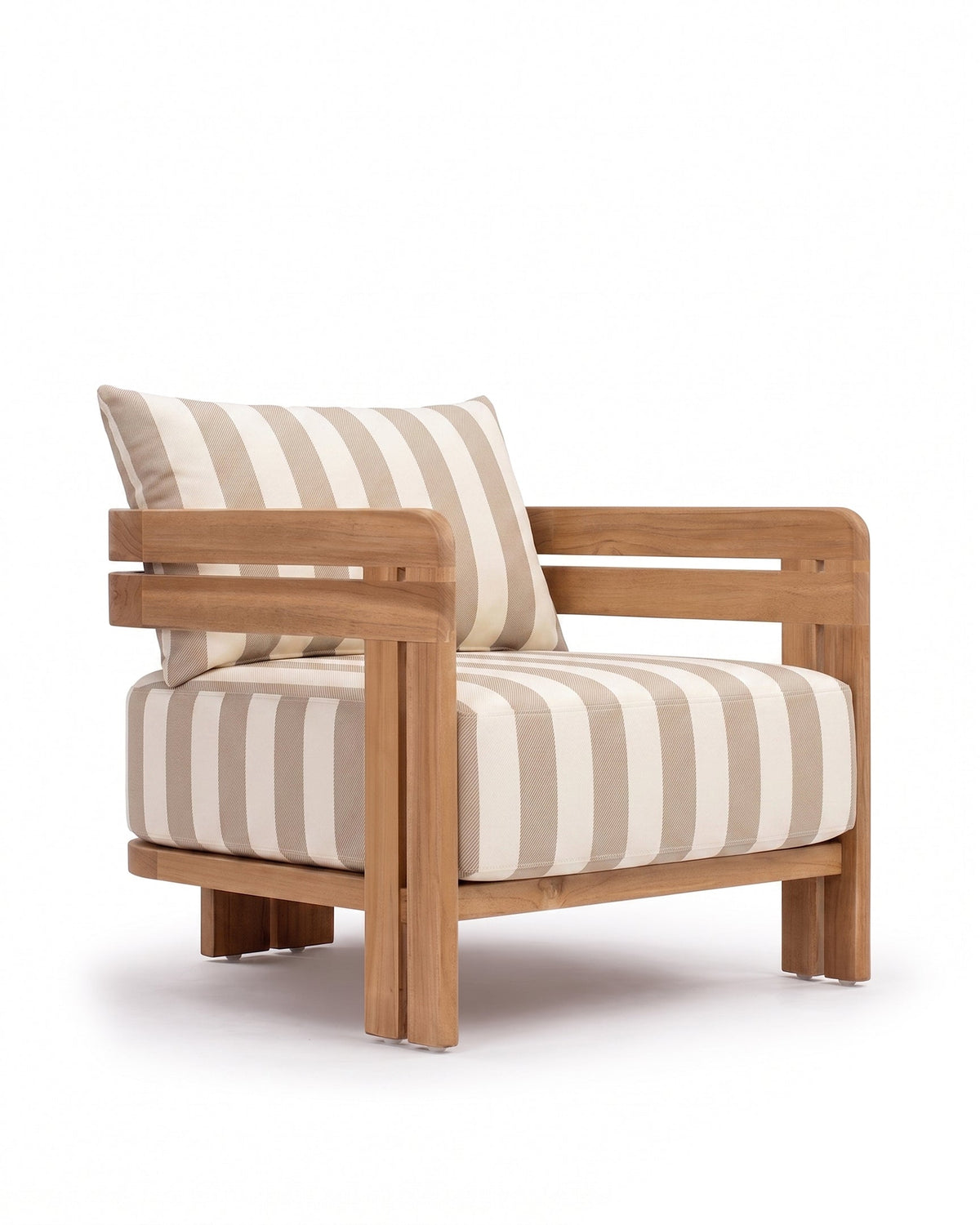 Lusso Outdoor Lounge Chair